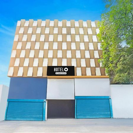 Oyo7859古鲁克里帕酒店 Rāipur 外观 照片