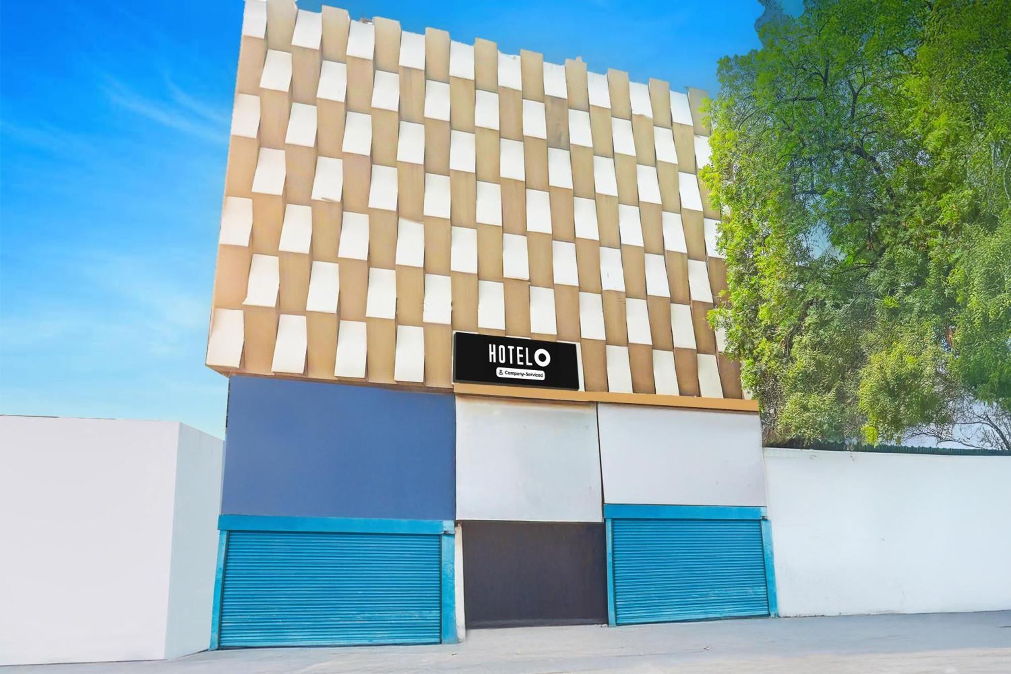 Oyo7859古鲁克里帕酒店 Rāipur 外观 照片